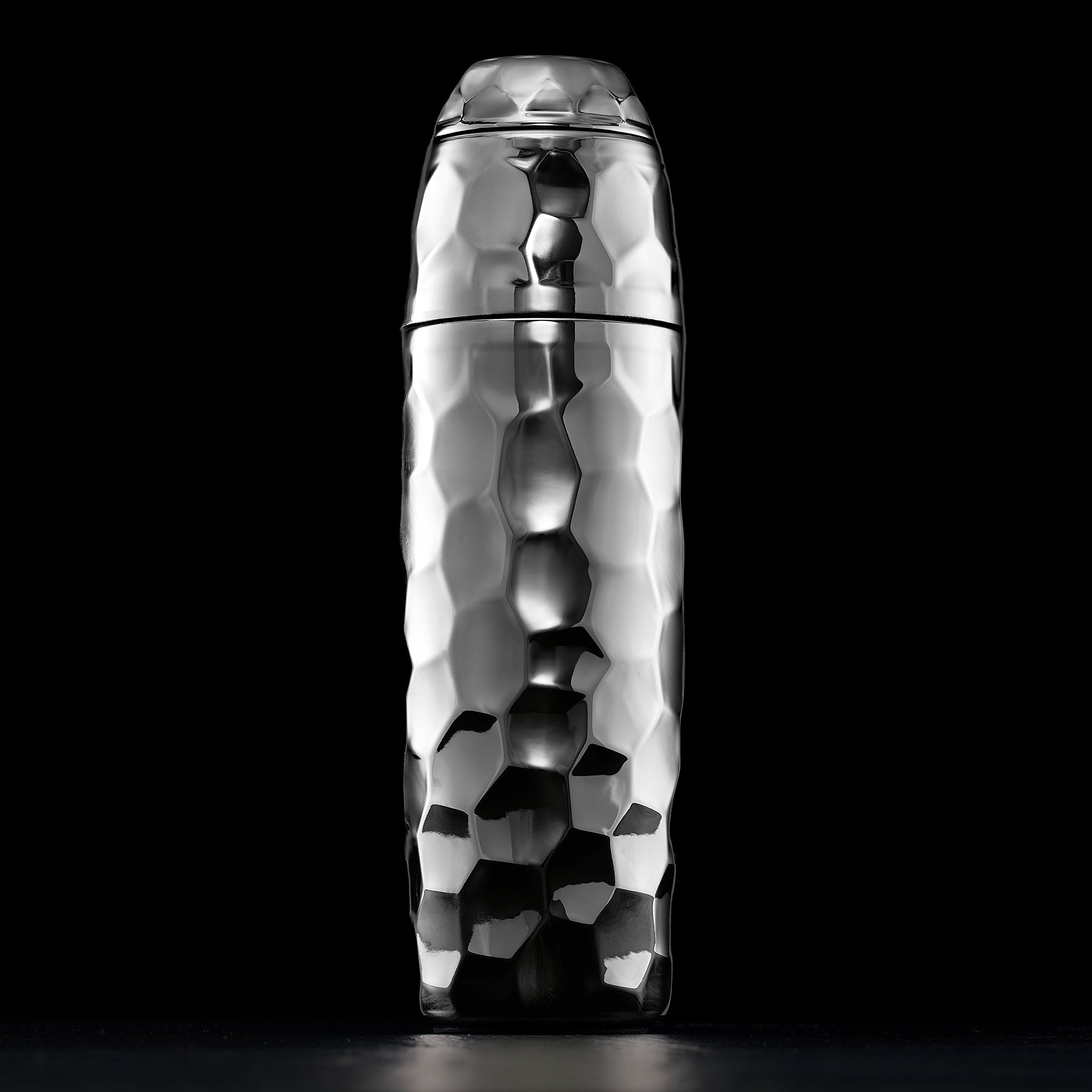 Cocktail Shaker, 25 oz (Chrome)